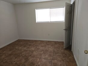 Building Photo - 3104 Meadow Forest Dr