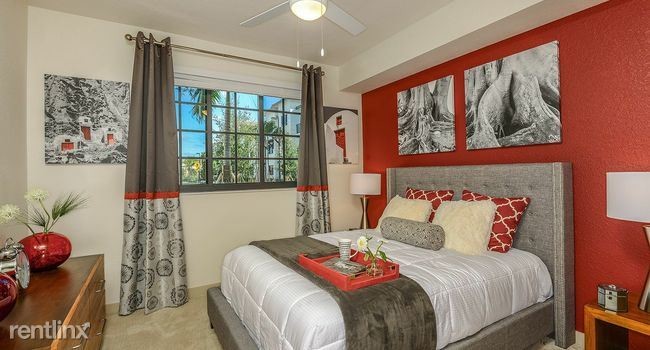 Primary Photo - 3 br, 2 bath Apartment - 2920 Davie Rd