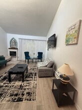 Building Photo - 7243 Balkis Ln