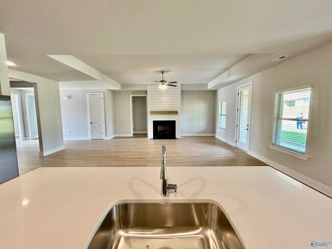 Building Photo - 207 John Clift Cir