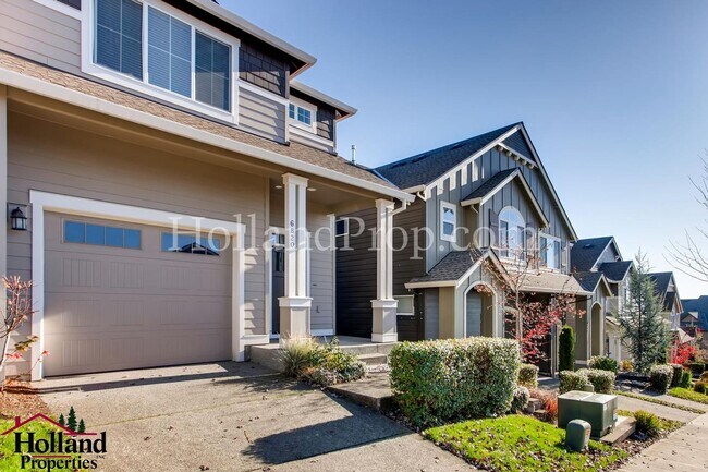 Foto del edificio - Beautiful 3 Bedroom Home In Outstanding Be...