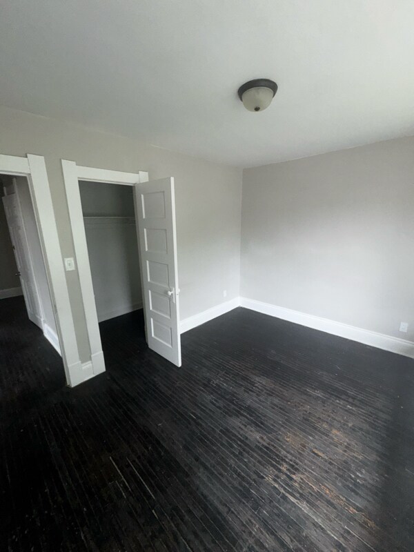 Building Photo - 818 Phillips Ave