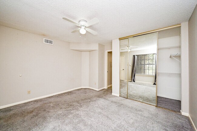 Foto del edificio - 2300 Old Spanish Trl