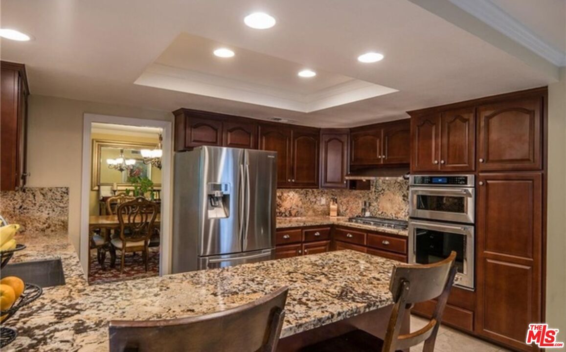 Foto principal - 11040 Salt Lake Ave