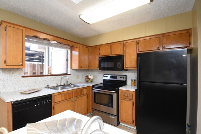 Foto del edificio - 207 Palmwood Dr