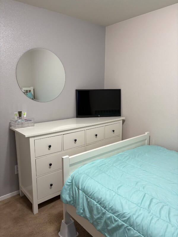 Foto del edificio - 9100 Loganberry Dr