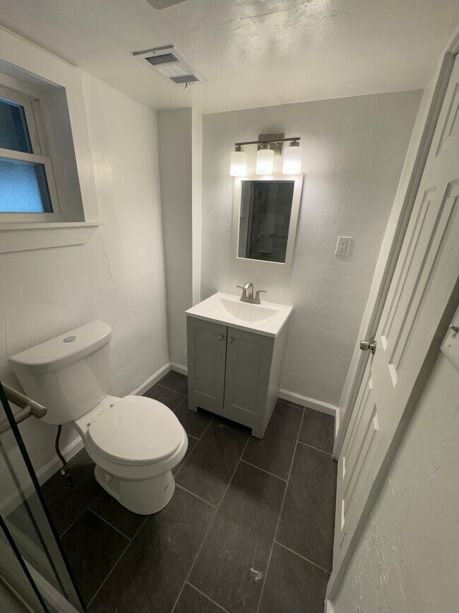 Foto del edificio - 1272 Union St