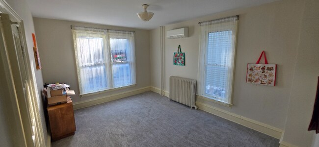 Foto del edificio - 621 6th St SE