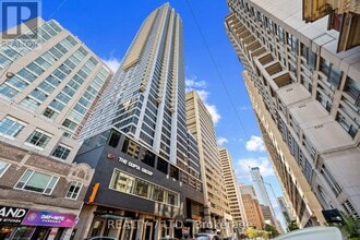 Building Photo - 395-1395 Bloor St E