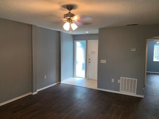 Foto del edificio - 568 Breckenridge Vlg