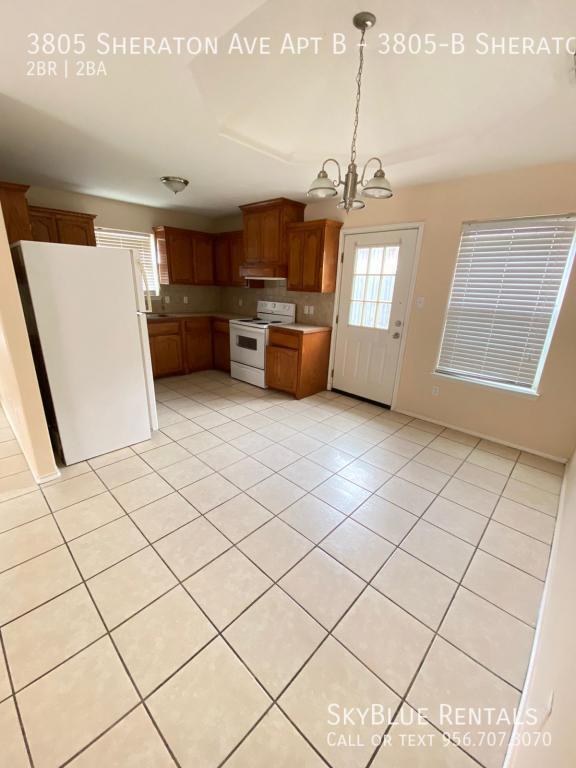 Foto del edificio - 3805 Sheraton Ave