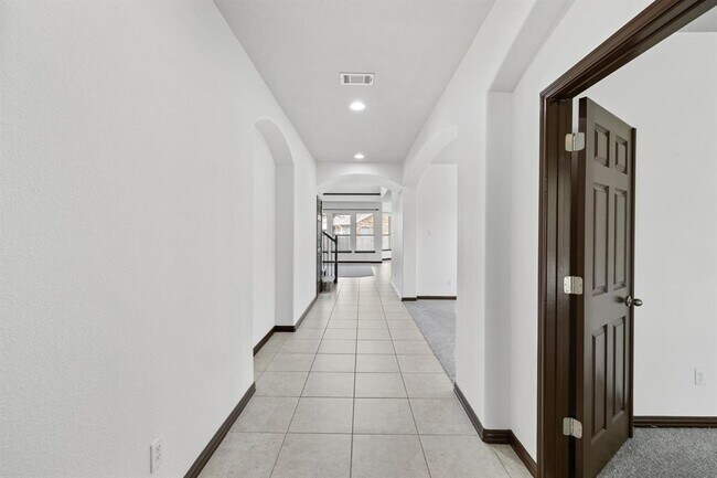 Foto del edificio - 221 Mandana St