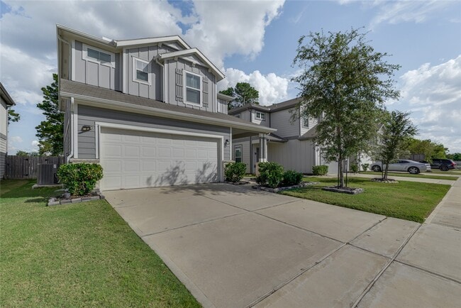 Building Photo - 19214 Tannach Dr