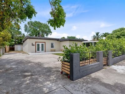 Foto del edificio - 545 NW 116th Terrace