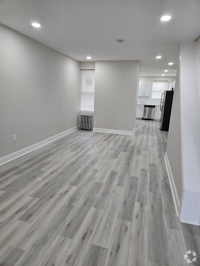 Building Photo - 5340 Delancey St