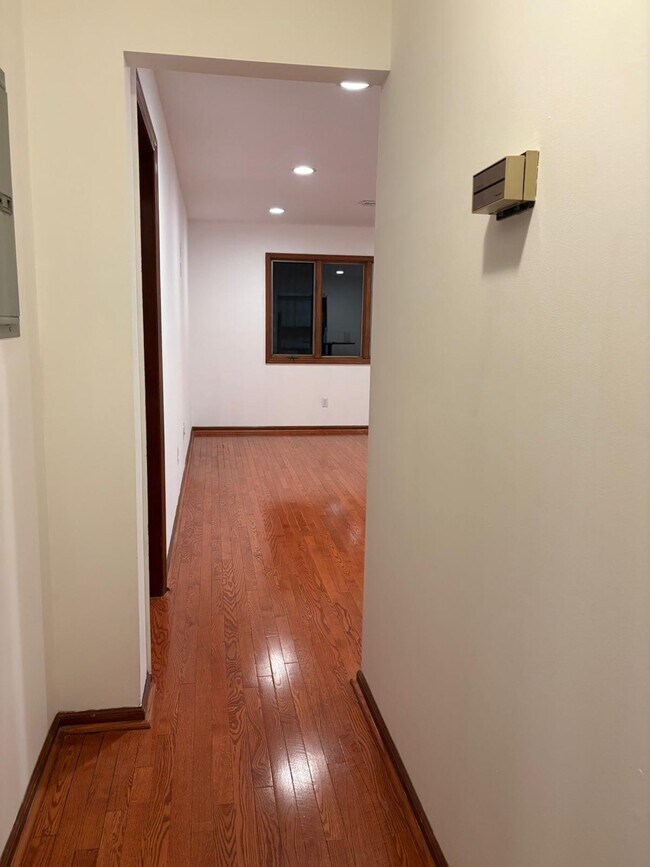 Foto del edificio - 1250 N Broad St