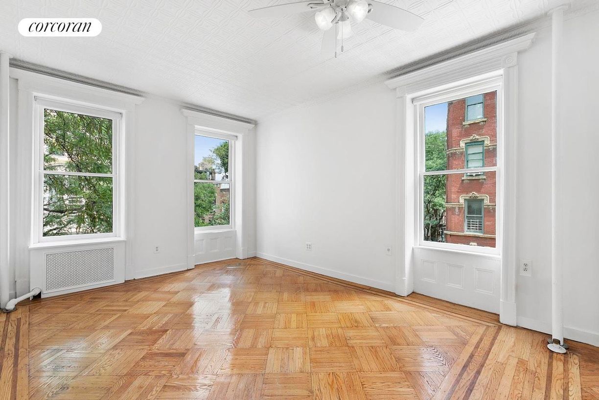Foto principal - 56 Perry St