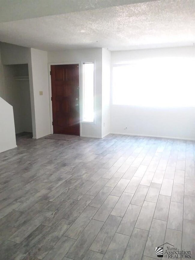 Foto del edificio - 833 S Avenue A