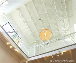 Foto del edificio - 3147 Jackson Ave