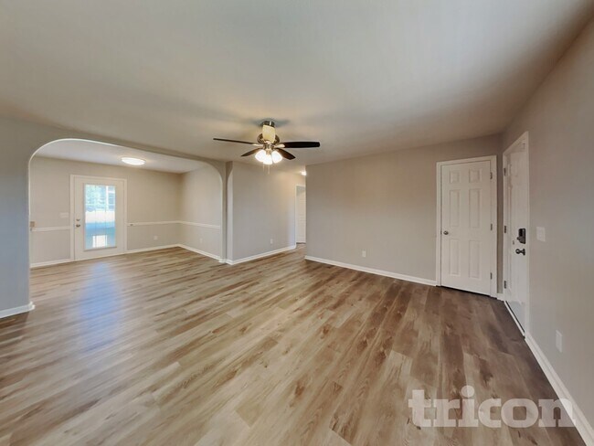 Foto del edificio - 1612 Robert Rd