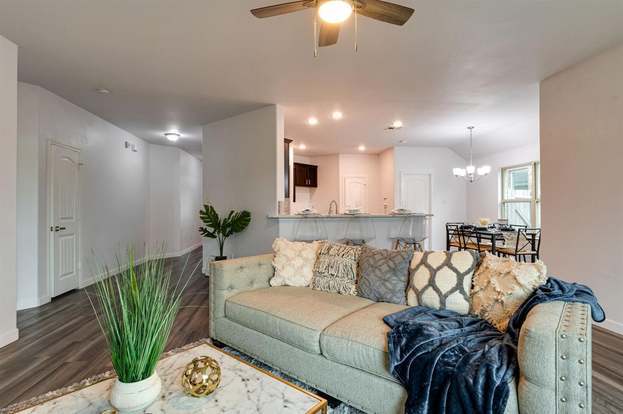 Foto del edificio - 1705 Lake Pine Dr
