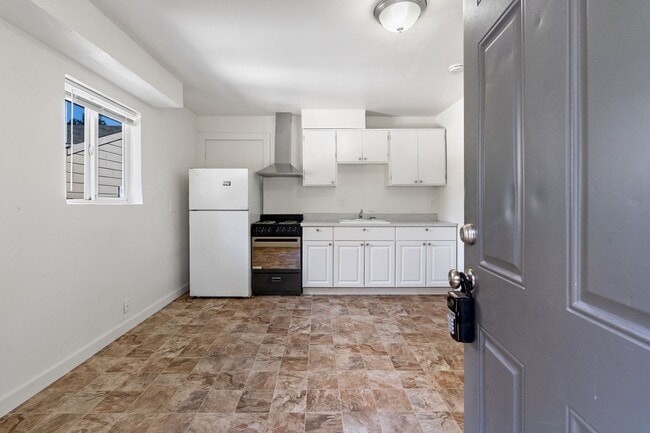 Foto del edificio - 1BR/1BA - NE Portland