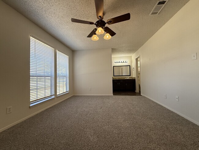 Foto del edificio - 1017 Johnson St