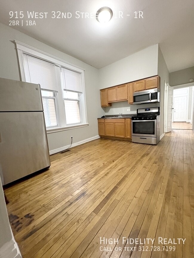 Foto del edificio - 915 W 32nd St