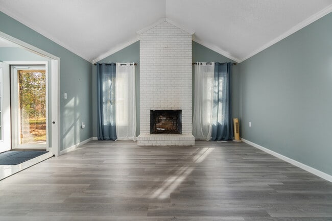 Building Photo - 803 Clipper Ct