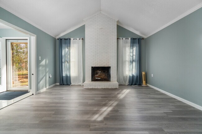 Foto del edificio - 803 Clipper Ct