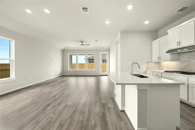 Foto del edificio - 4304 Contrail Ln