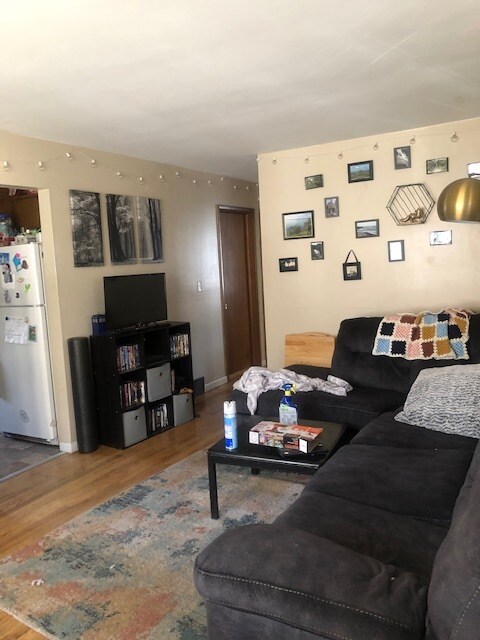 Foto del edificio - 404-404 S Franklin Ave