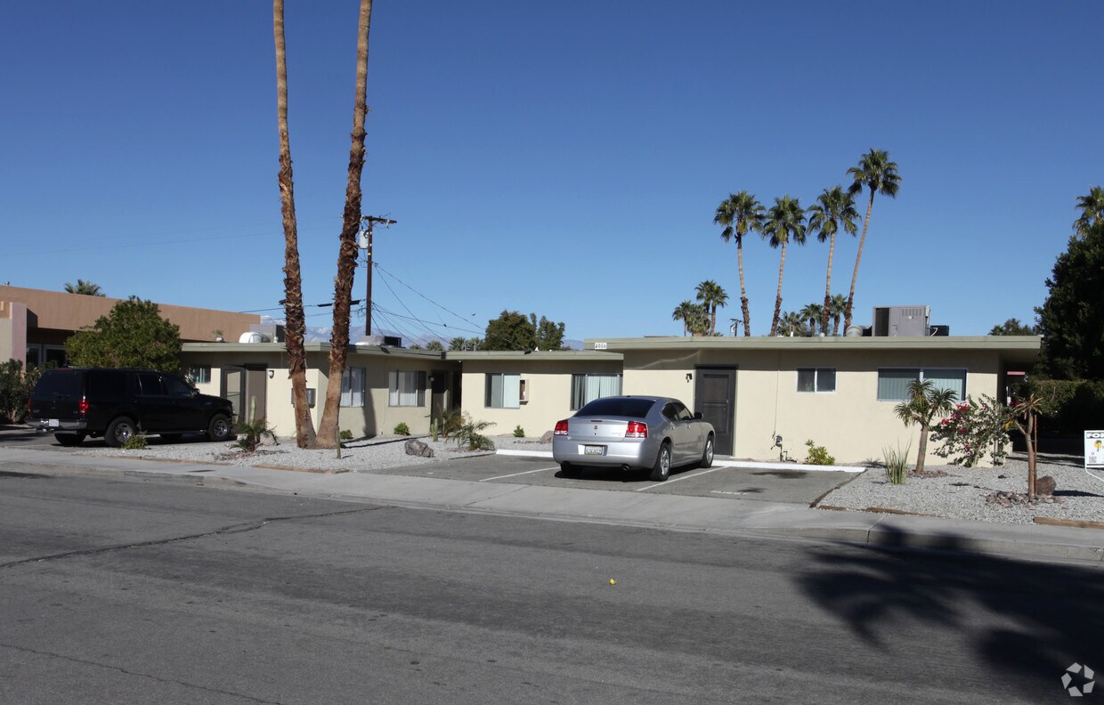 Primary Photo - 4086 E Calle de Carlos