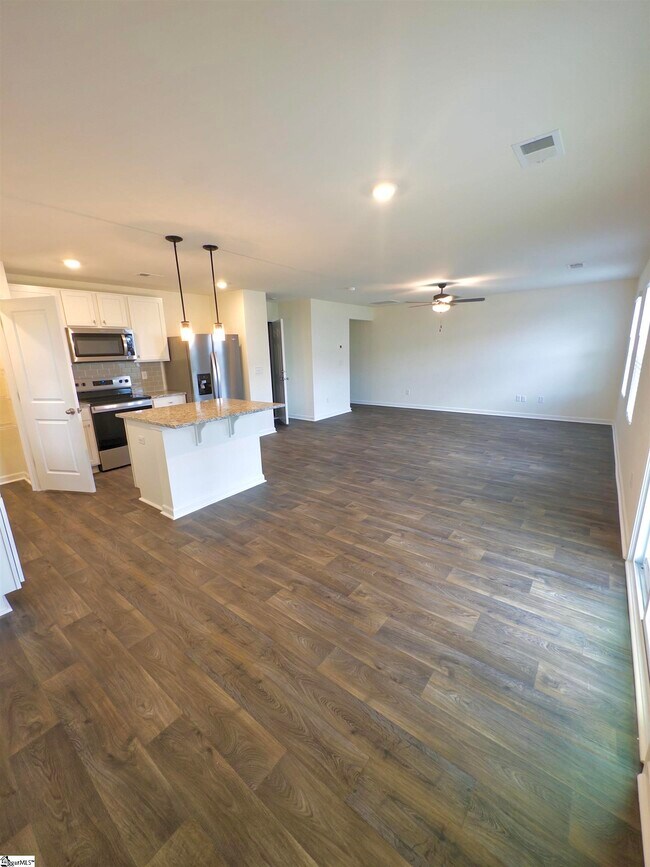 Foto del edificio - 6068 Willutuck Dr