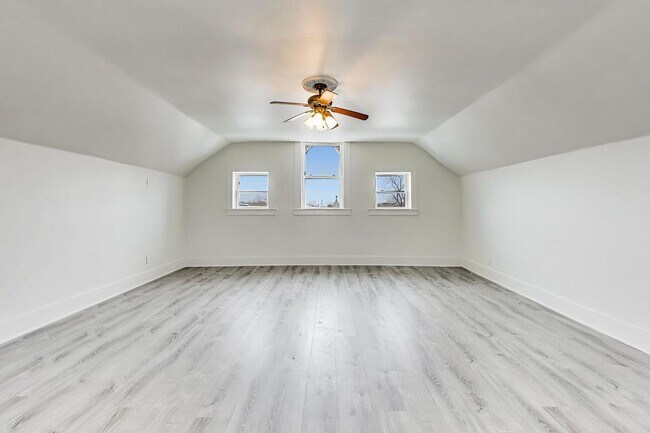 Foto del edificio - 1812 S Millard Ave