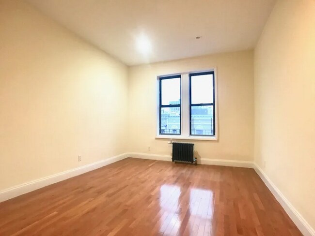 Foto del edificio - 707 W 176th St