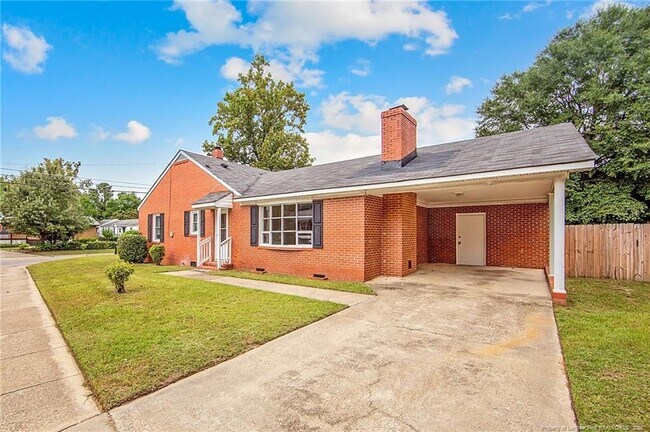 Foto del edificio - 1203 Turnpike Rd