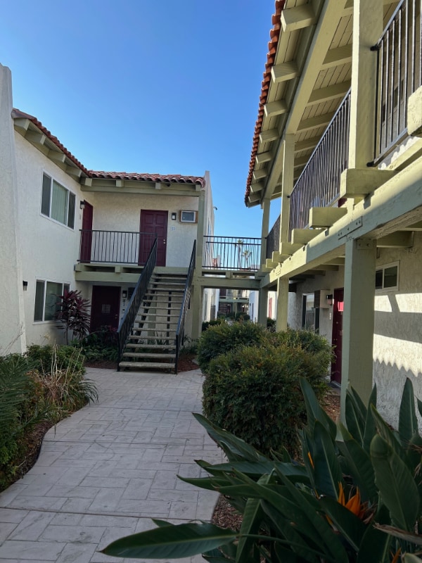 Photo - 131 S Magnolia Ave Apartment