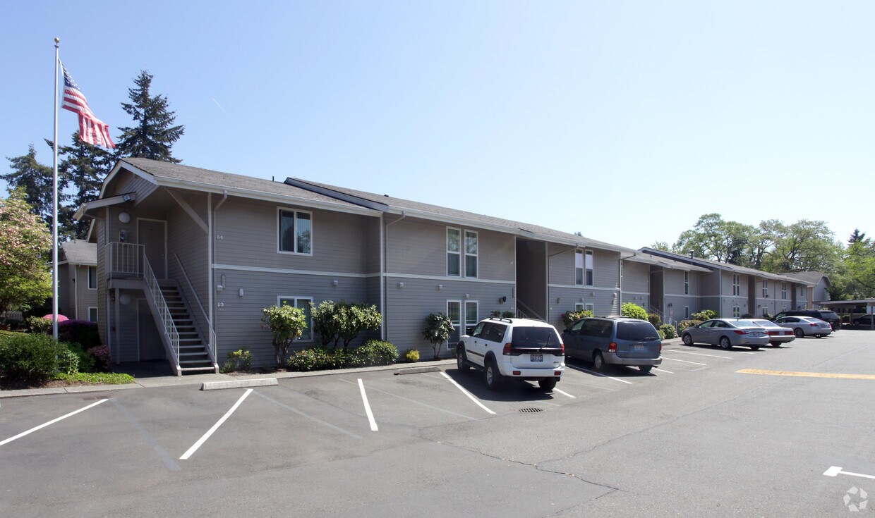 Primary Photo - Woodlake Estates