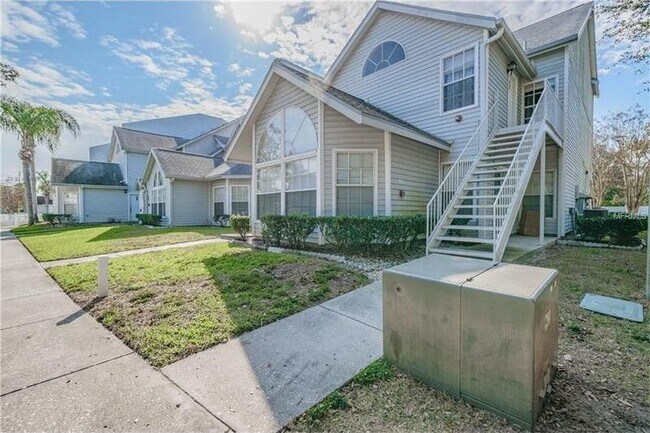 Building - 12203 Armenia Gables Cir