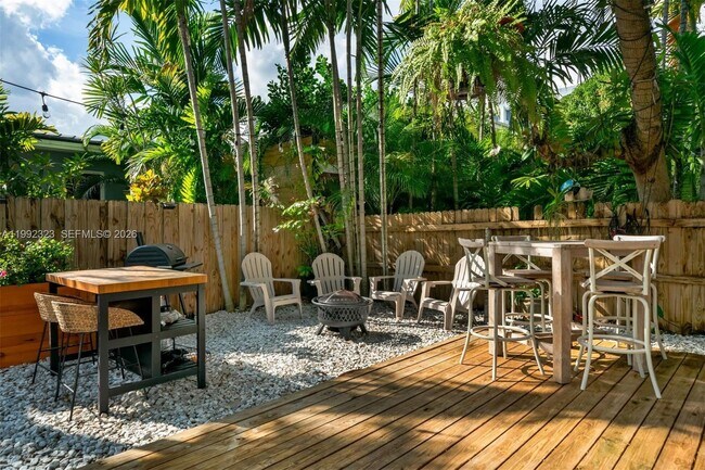 Foto del edificio - 970 NW 10th Ave