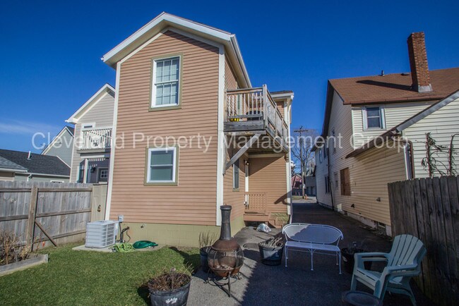 Foto del edificio - 1450 W 48th St