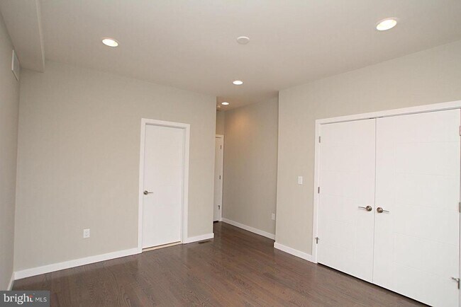 Building Photo - 1518 Kater St