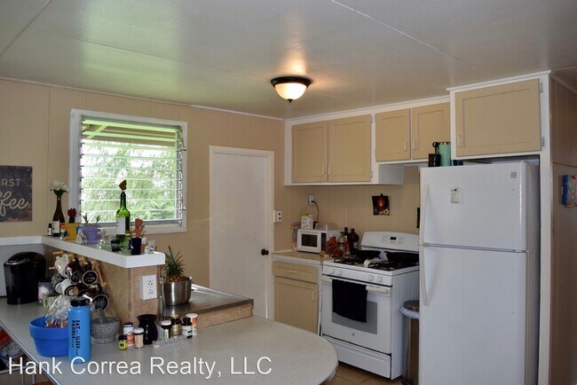 Foto del edificio - 3 br, 1 bath House - 71 Aipuni Street