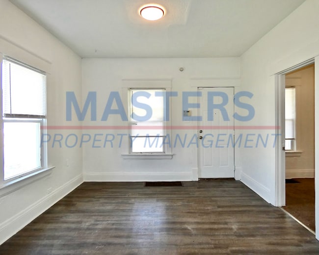 Building Photo - 420 Everett St