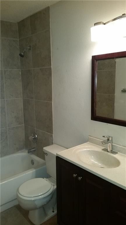Foto del edificio - 724 Bluebonnet Dr