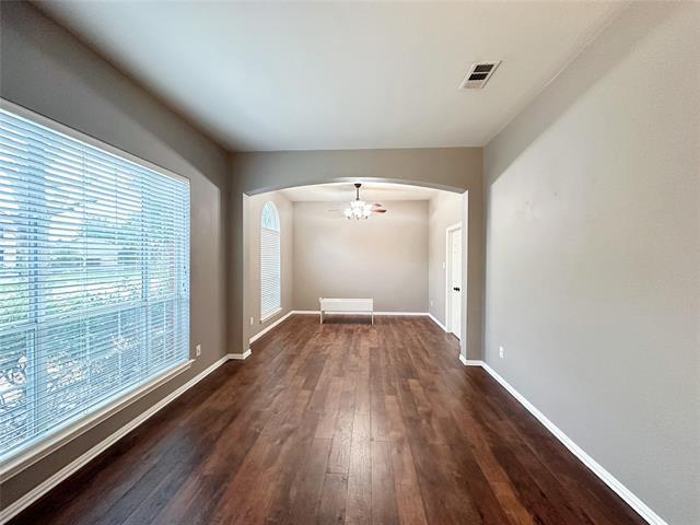 Building Photo - 1804 Travis Dr