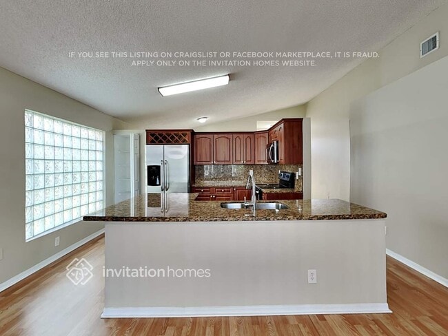 Foto del edificio - 2833 SW 183rd Ave