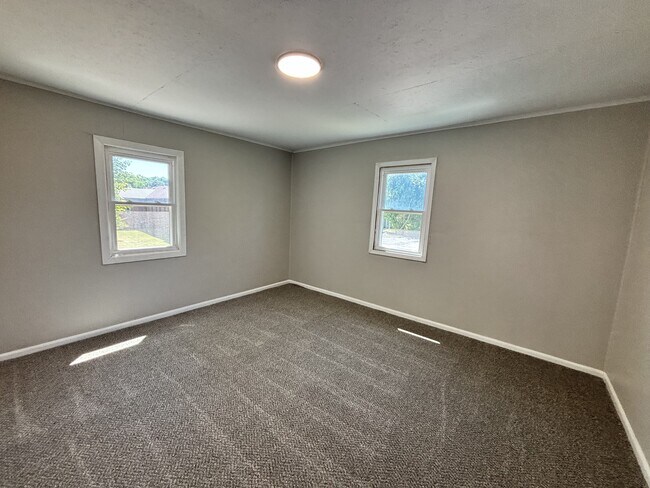 Foto del edificio - 351 1st St SE