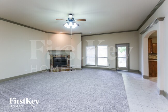 Building Photo - 1740 Colorado Dr